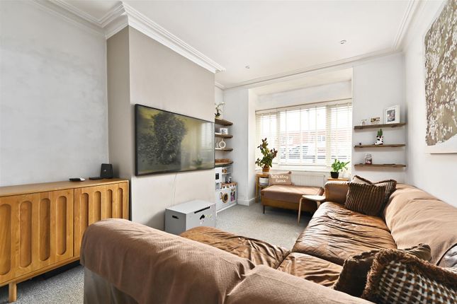 9, Cliftonville Road, St. Leonards-On-Sea photo 2