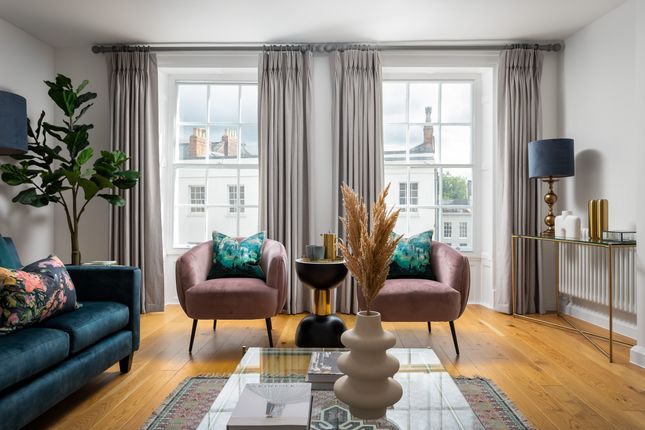 Flat for sale in Crescent Place, Cheltenham