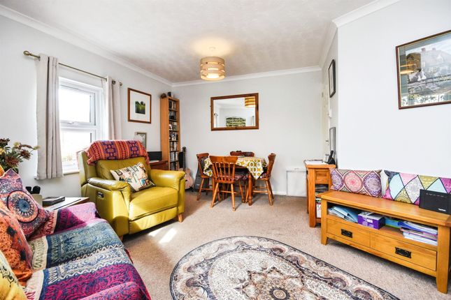 58, Thomas Bell Road, Colchester photo 4
