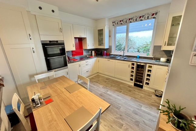 13, Hillside Avenue, Saltash photo 4
