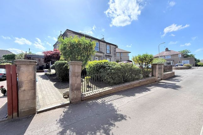Flat 2 Mount House , Pleasance Gardens, Falkirk photo 2