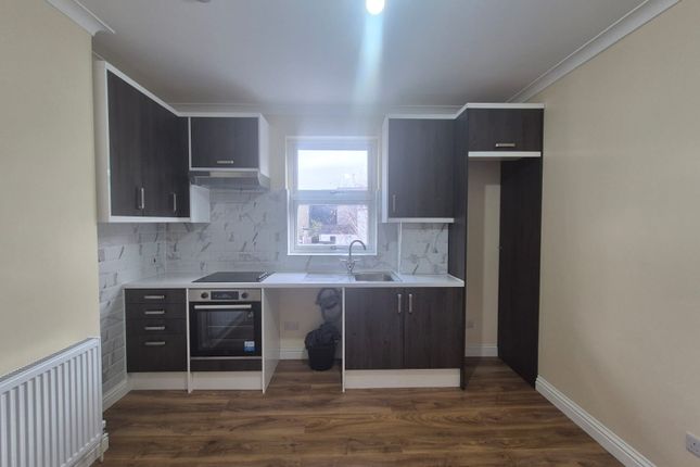 Flat, Flat, Thornton Heath photo 2