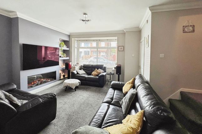15, Tarbet Drive, Bolton photo 2