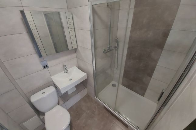 56 Park Street, Luton photo 4
