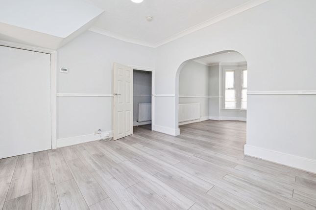 7, Mitcham Road, London photo 2