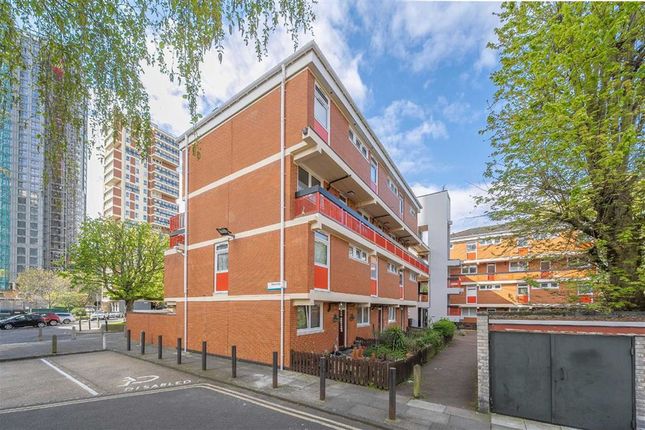 Thumbnail Flat for sale in Canada Estate, London
