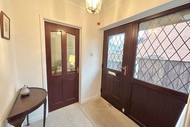 354, Westleigh Lane, Leigh photo 2