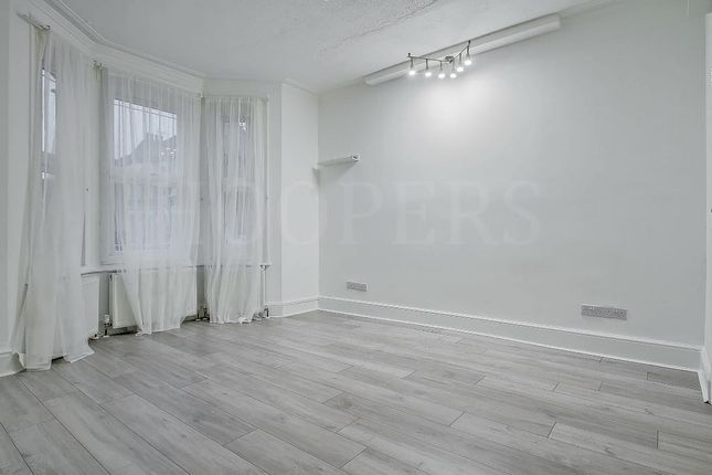 Glynfield Road, London photo 3