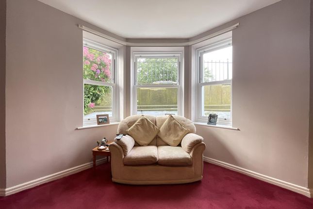 Flat for sale in St. Martins Avenue, Scarborough