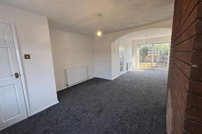 46, Westmore Way, Wednesbury photo 3