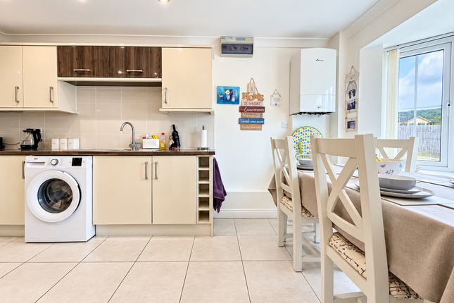 41 Parc Aberaman, Aberdare photo 5