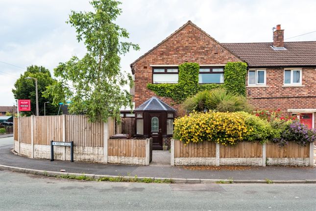 Thumbnail Town house for sale in Abbey Road, Haydock