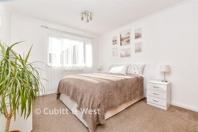 20, Kirk Rise, Sutton photo 3