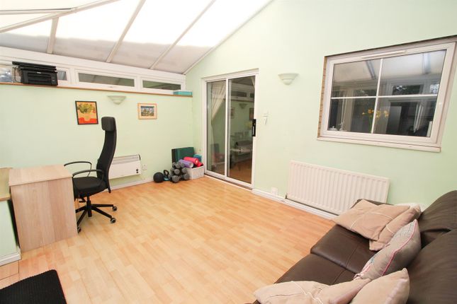 End terrace house for sale in Eindhoven Close, Carshalton