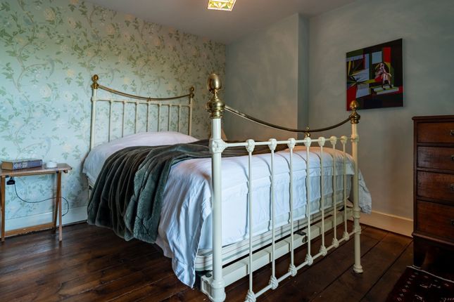 Plas Y Cerrig, Whitland photo 3