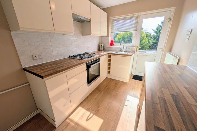 67, Lambert Street, Gwent photo 3