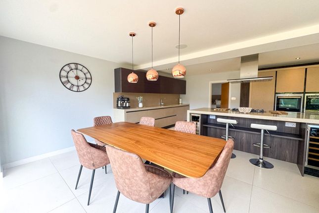 57 Charlwood Drive, Leatherhead photo 3