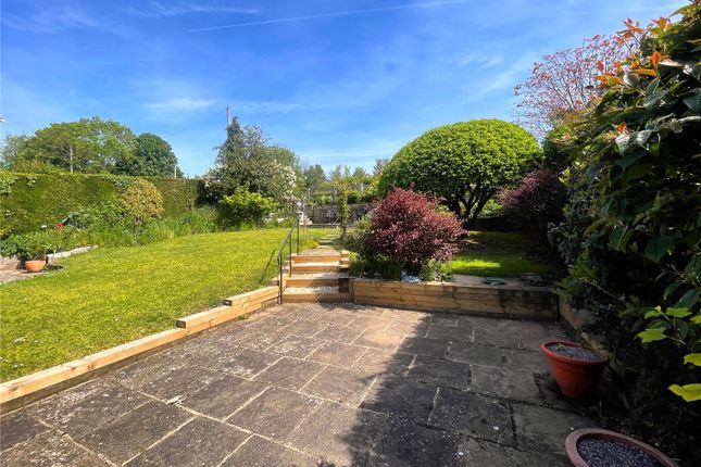 6, Meadow View, Cirencester photo 3