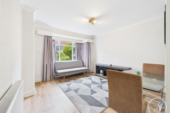 22, Wilton Grove, Leeds photo 2