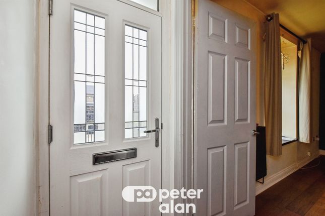 24, Brecon Road, Aberdare photo 3