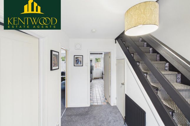 Marlborough Close, Maidenhead photo 2