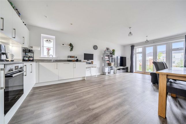 Flat 7, Rowan Court, 41, Lockhart Drive, Berkshire photo 4