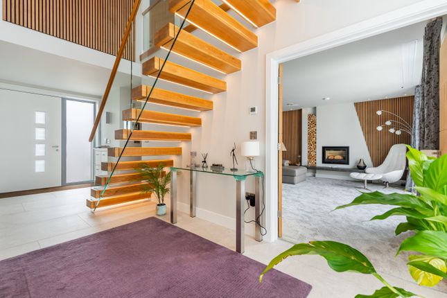 11, Charles Court, Exmouth photo 3