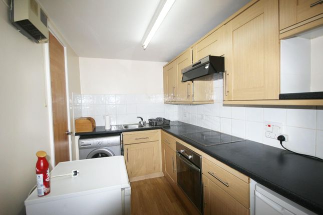 Westminster Court, 19, Eleanor Way, Waltham Cross photo 4