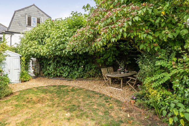 Bilbower House, 52, High Street, Somerset photo 3