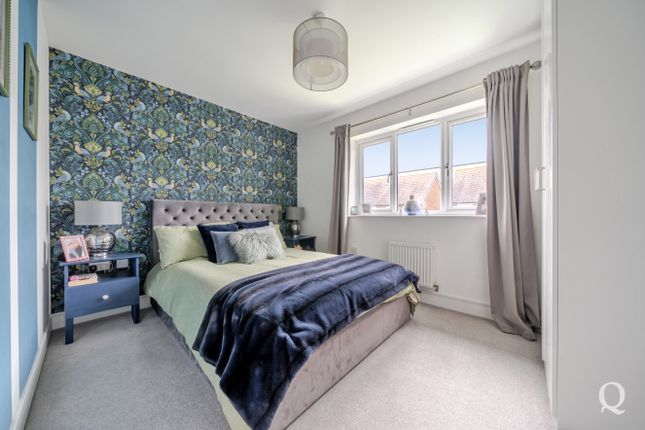 30, Deane Close, Kent photo 3