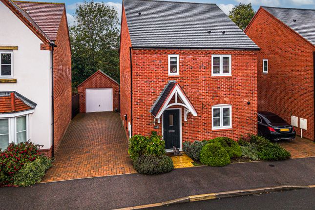 3-bed detached on Hilly Hollow Gilmorton, Lutterworth, £400,000