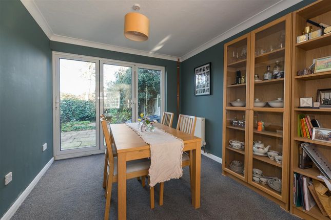 27, Rochester Avenue, Canterbury photo 4