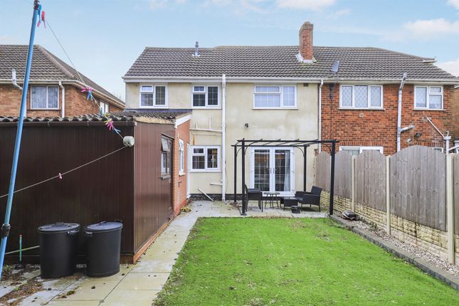 37, Wordsworth Avenue, Wolverhampton photo 2