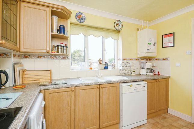 Town house for sale in Hastings Avenue, Clacton-On-Sea, Essex