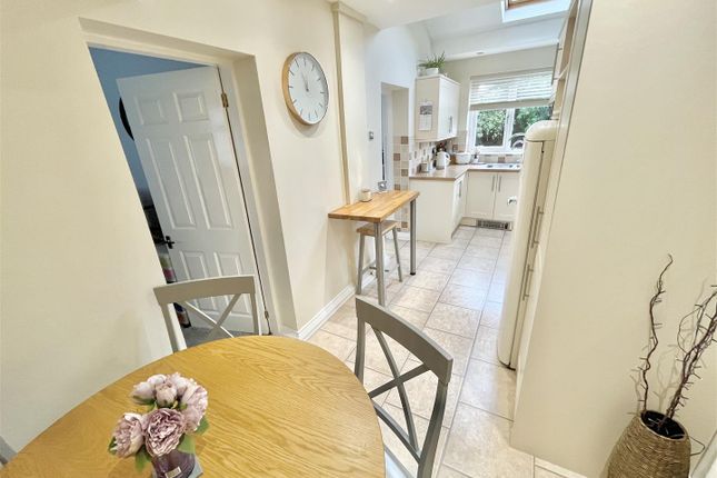 347, Glebelands Road, Sale photo 4
