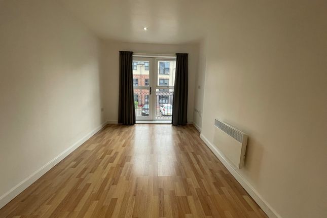 Flat 2, Leicester photo 3
