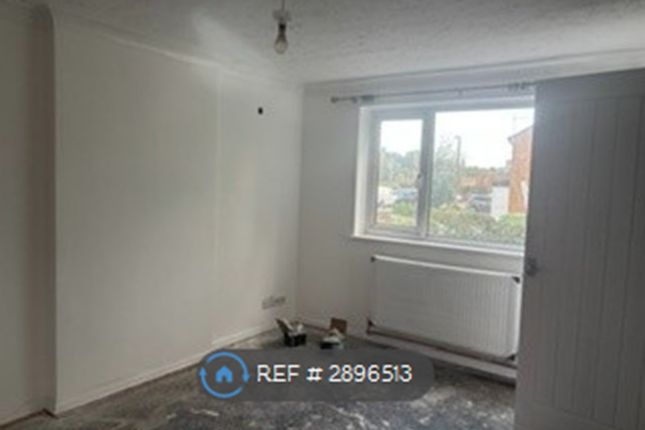 The Boundary, Oldbrook, Milton Keynes photo 2