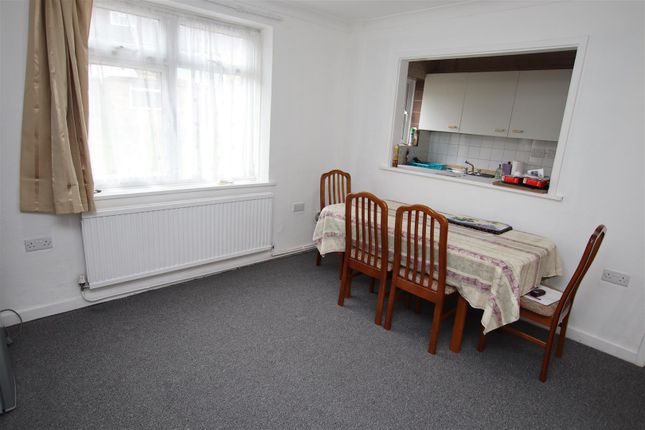 6, Whitehill Road, Crayford photo 4