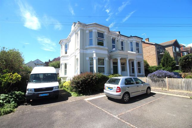 Flat to rent in Tennyson Road, Worthing, West Sussex