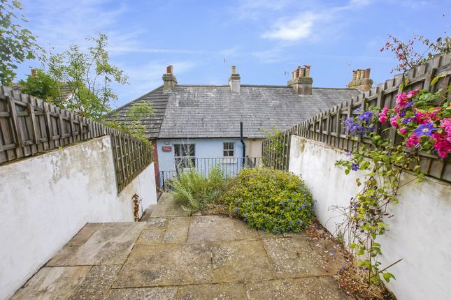 Cottage for sale in North Road, Hythe