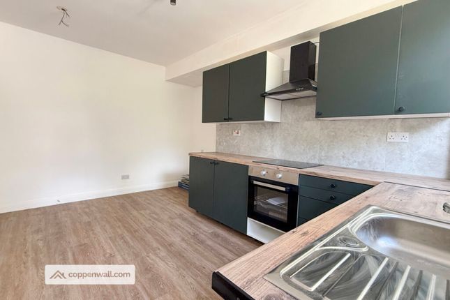 5, Warkworth Terrace, Bacup photo 2