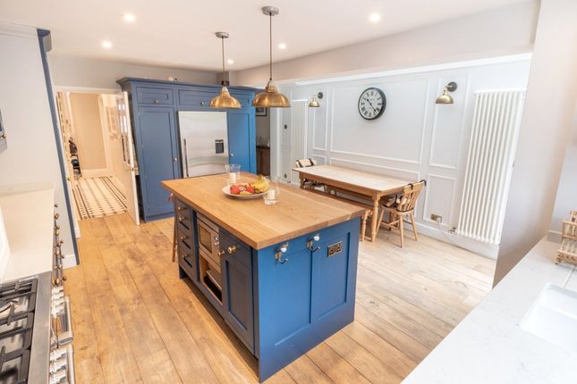 Thumbnail Terraced house for sale in Stormont Road, London
