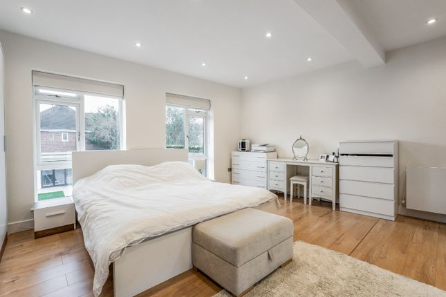 Detached house for sale in Amersham Road, Beaconsfield