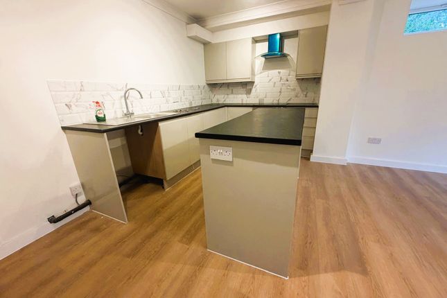 GFL, 4-6 Peterborough Road, London photo 3