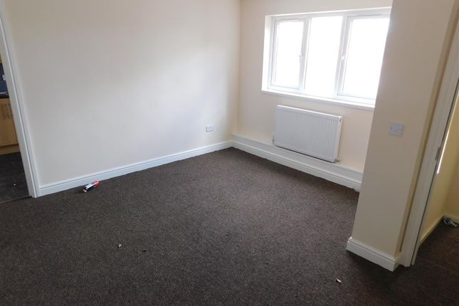 Flat 2b, 4, Bridge Street, Stourport-On-Severn photo 5