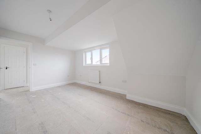 Pab, 1a, Eliot Close, Thatcham photo 3