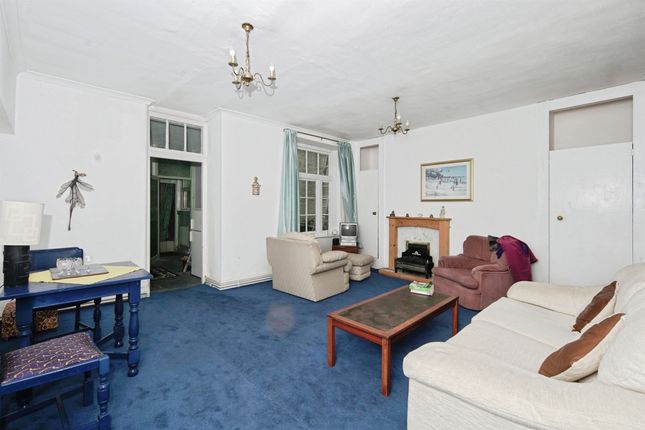 80a, Marina, St. Leonards-On-Sea photo 2