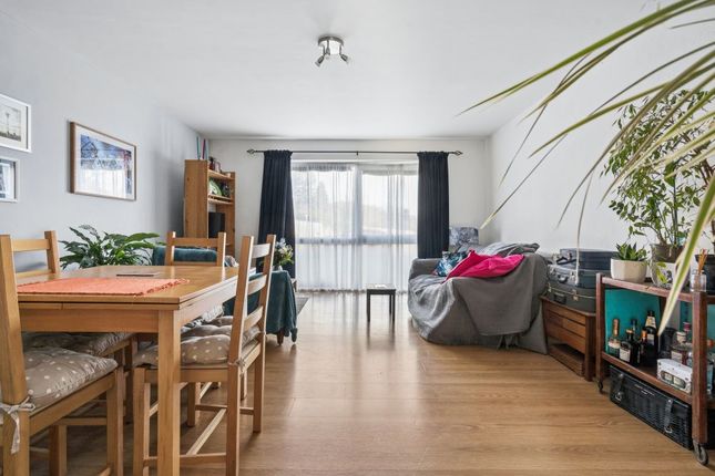 Grenville Court,17, Blacketts Wood Drive, Rickmansworth photo 3
