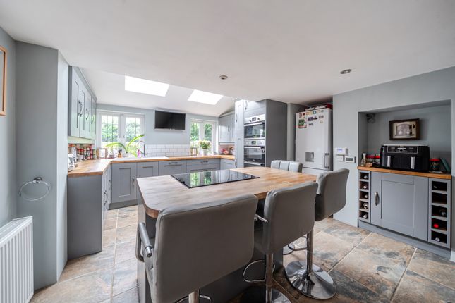 Park Drive Cottage, Lower Eashing Lane, Godalming photo 2