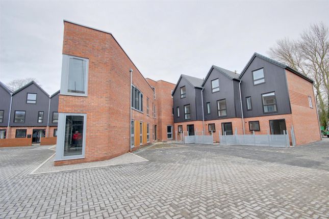 Plot 25 Old School Walk, St. Nicholas Road, Beverley photo 2